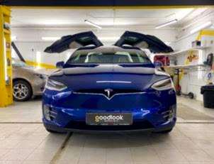 Полировка автомобиля Tesla Model X Полировка кузова и нанесение 2-х слоев керамики